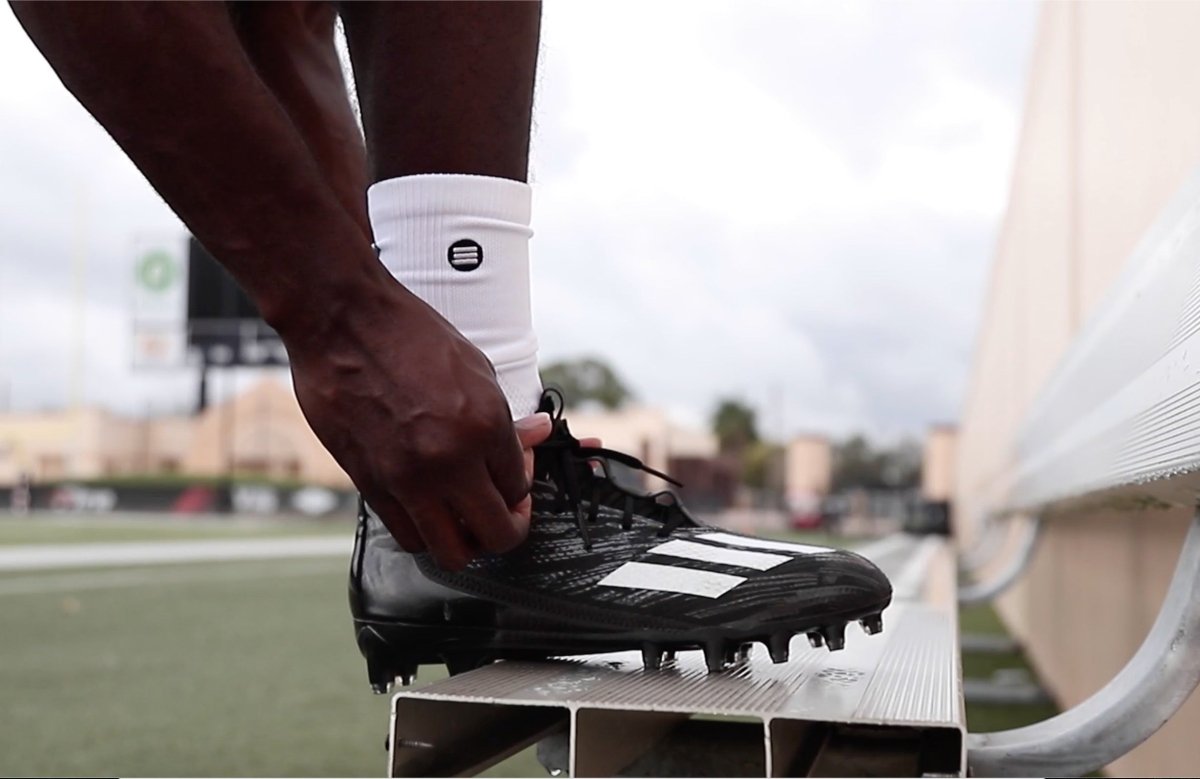 Cloud Tech Performance Socks - White – athletic socks, breathable comfort, durable sportswear