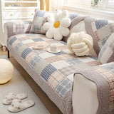 Premium Pet Couch Cover - Non-Slip Sofa Protector for Dogs and Cats - Pet-Friendly Protector, Waterproof Slipcover, Quilted Sofa Blanket