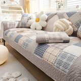 Premium Pet Couch Cover - Non-Slip Sofa Protector for Dogs and Cats - Pet-Friendly Protector, Waterproof Slipcover, Quilted Sofa Blanket