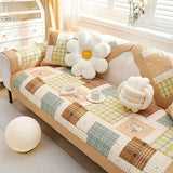 Premium Pet Couch Cover - Non-Slip Sofa Protector for Dogs and Cats - Pet-Friendly Protector, Waterproof Slipcover, Quilted Sofa Blanket