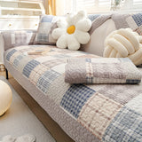 Premium Pet Couch Cover - Non-Slip Sofa Protector for Dogs and Cats - Pet-Friendly Protector, Waterproof Slipcover, Quilted Sofa Blanket